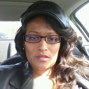 Meet your Posher, Zandra